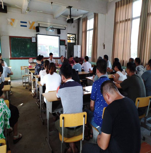 沙县高桥初级中学开展向余昌李学习活动
